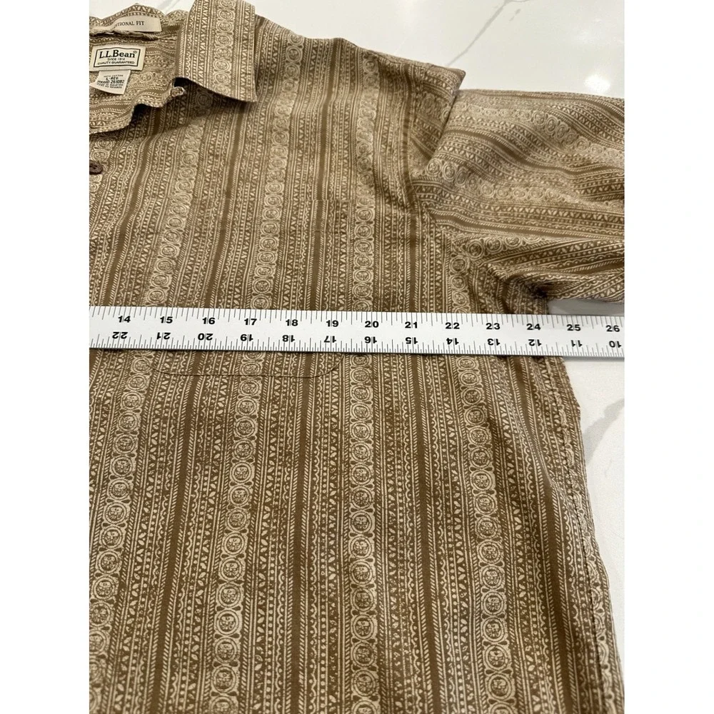 L.L. Bean Button Down Hawaiian‎ Shirt SZ L Aztec Mayan Tiki Print Beach Casual